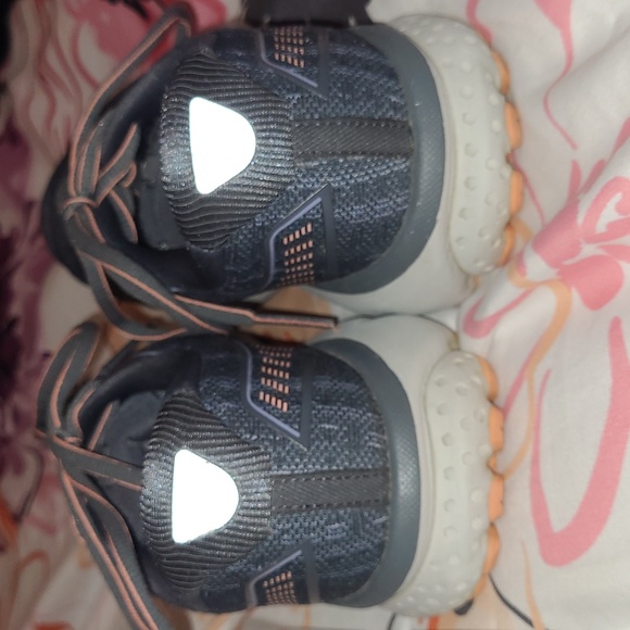 Brooks Ghost 12 Running Shoes Pink and Grayish Blue Size 7.5 - Picture 4 of 7